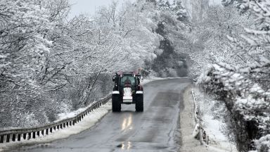 От утре до сряда се очакват снеговалежи почти в цялата