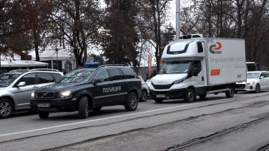 Фармацевтичната компания Модерна вчера потвърди че има забавяне в доставките