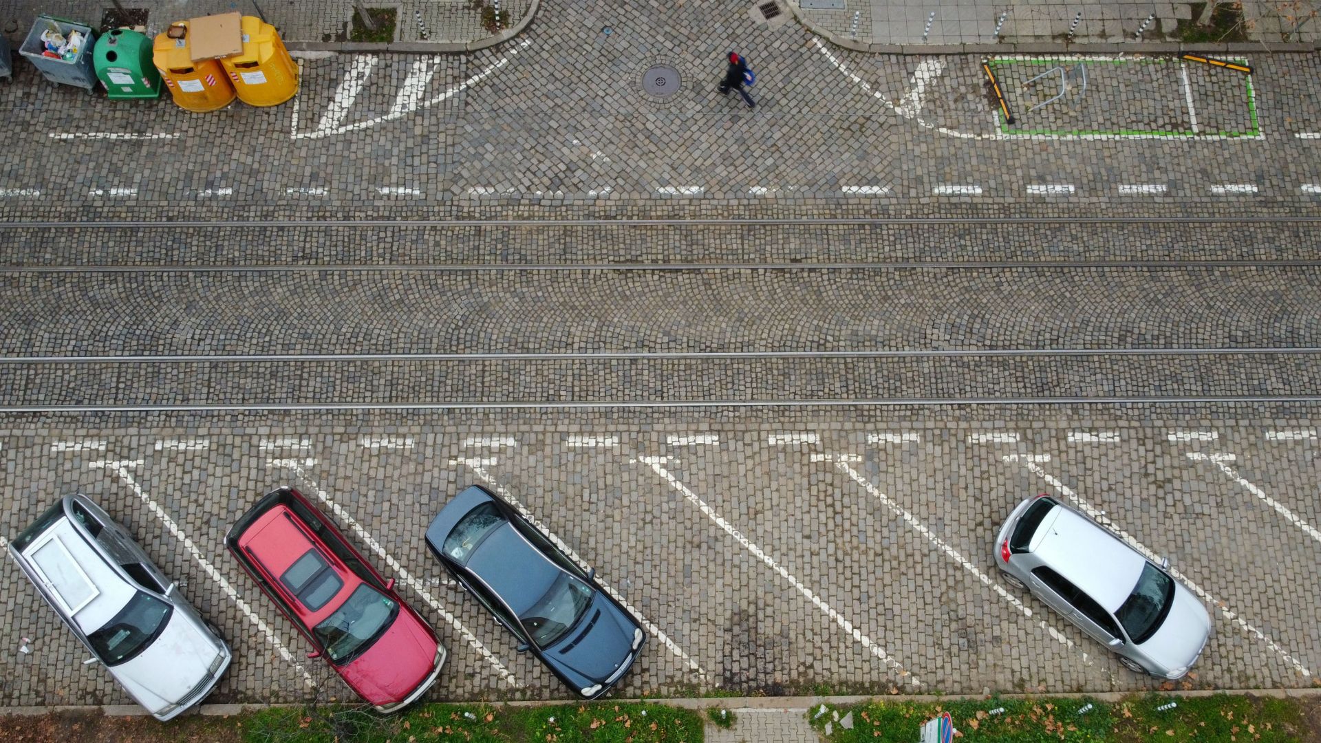 От 1 декември в София се разширява "синя" зона за паркиране