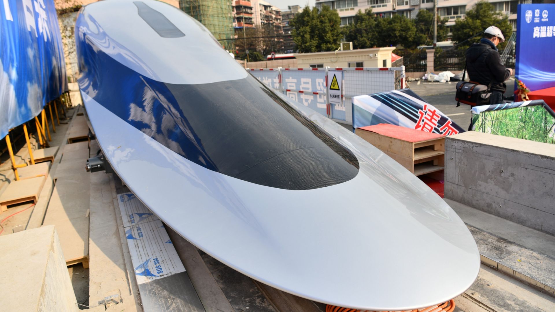 Китай демонстрира супер бърз маглев влак