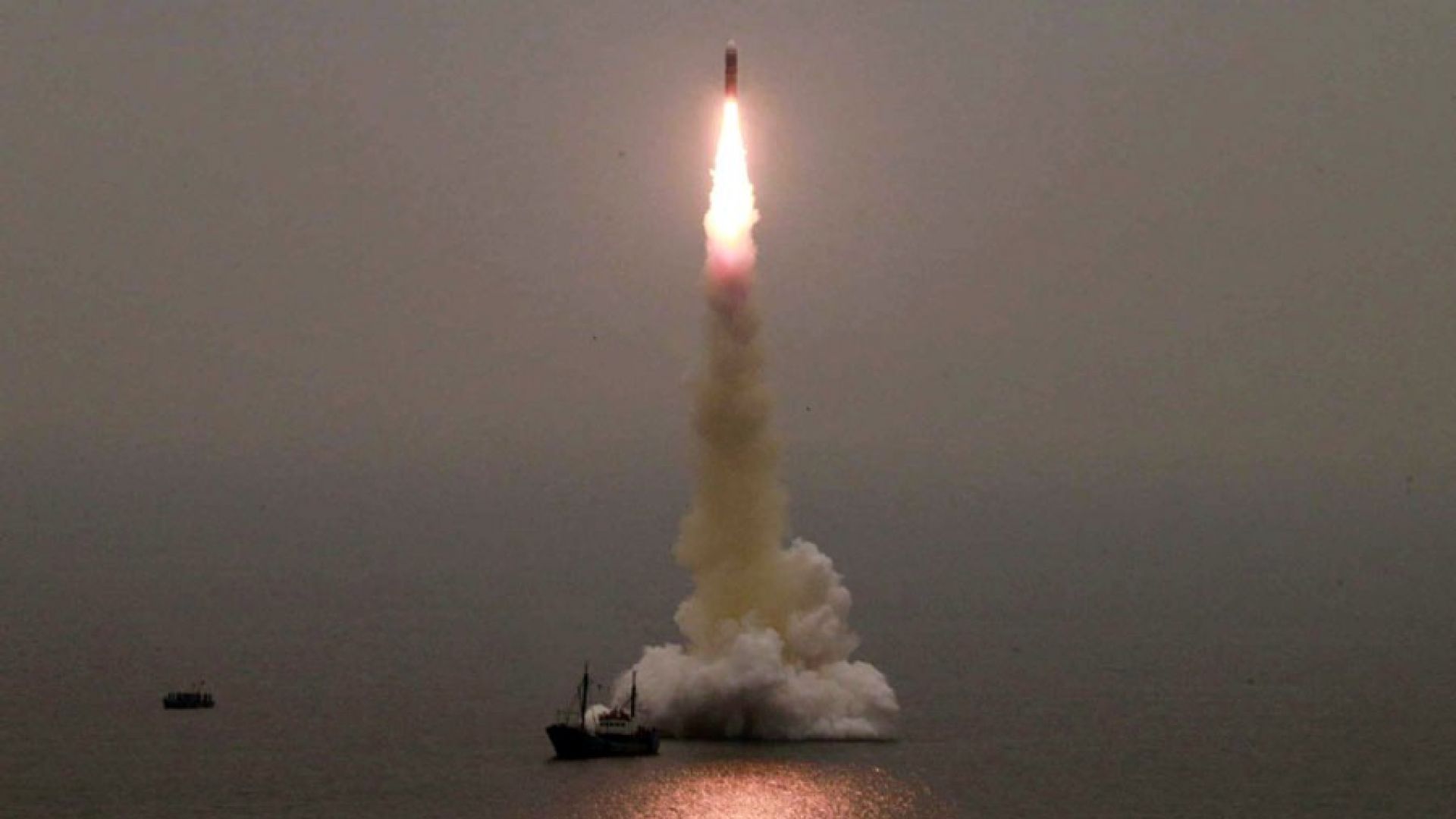 Пхенян изстреля ракети към Японско море, според Токио са балистични