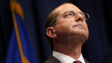 Министърът на здравеопазването на САЩ Алекс Азар осъжда нападението на