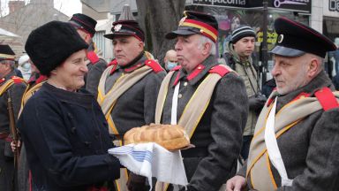 С тържествен ритуал и отслужване на благодарствен молебен започна честването