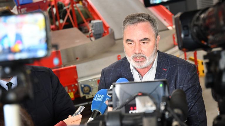 Ако ресторанти отворят на 1 февруари, ще бъдат глобени. Ще