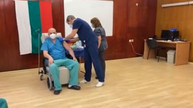 Започна вторият етап от ваксинирането на личния състав на Военномедицинска