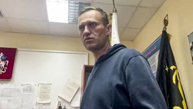 Руският опозиционер Алексей Навални разкритикува като тоталното беззаконие процедурата срещу