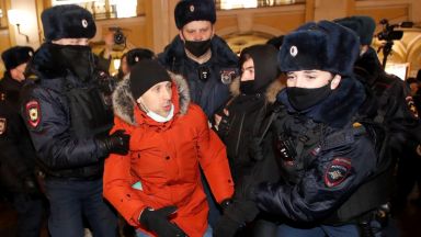 Съд на московския район Химки постанови днес задържане под стража