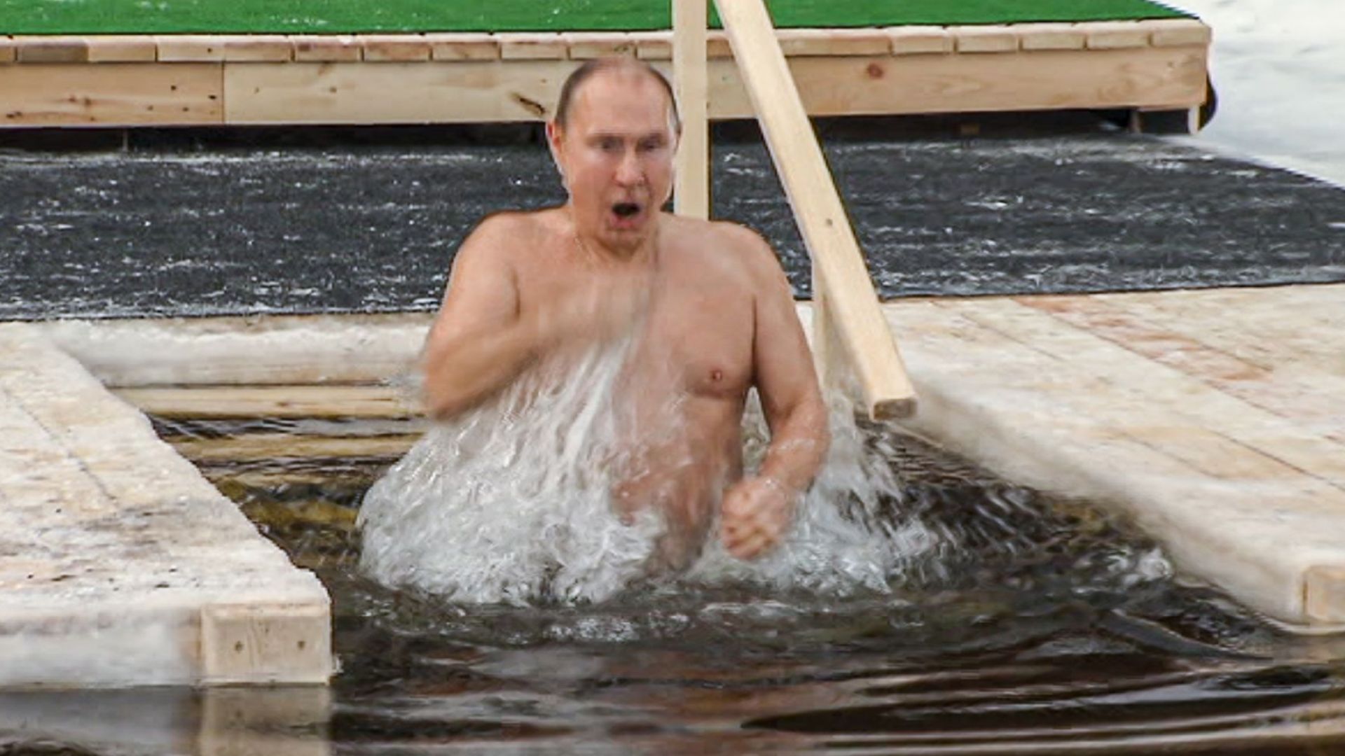 Путин се потопи в ледените води край Москва (видео/снимки)