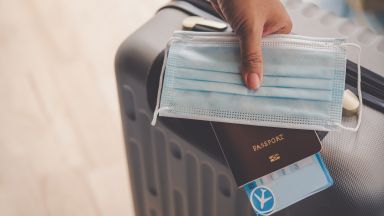 Изискване за имунизационен паспорт без осигурени ваксини от държавата или