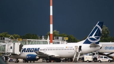 Самолет извършващ полет от Букурещ до Мадрид кацна по спешност