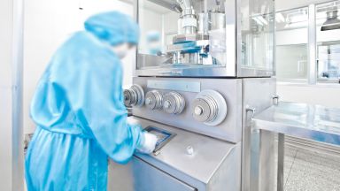 Оксфордският университет набира доброволци които умишлено да се изложат на