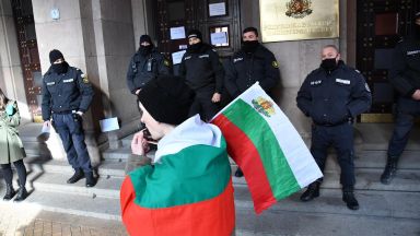 Българските избиратели по скоро биха предпочели да има правителство на обявяващите