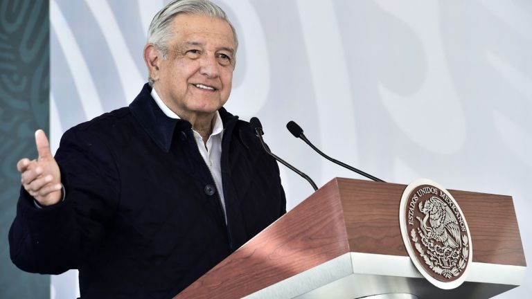Мексиканският президент Андрес Мануел Лопес Обрадор, на 67 години, обяви