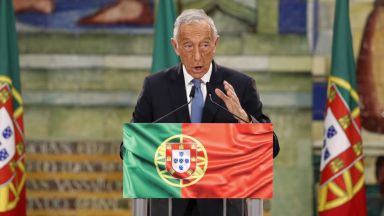 Действащият президент на Португалия умереният консерватор Марселу Ребелу де Соуза
