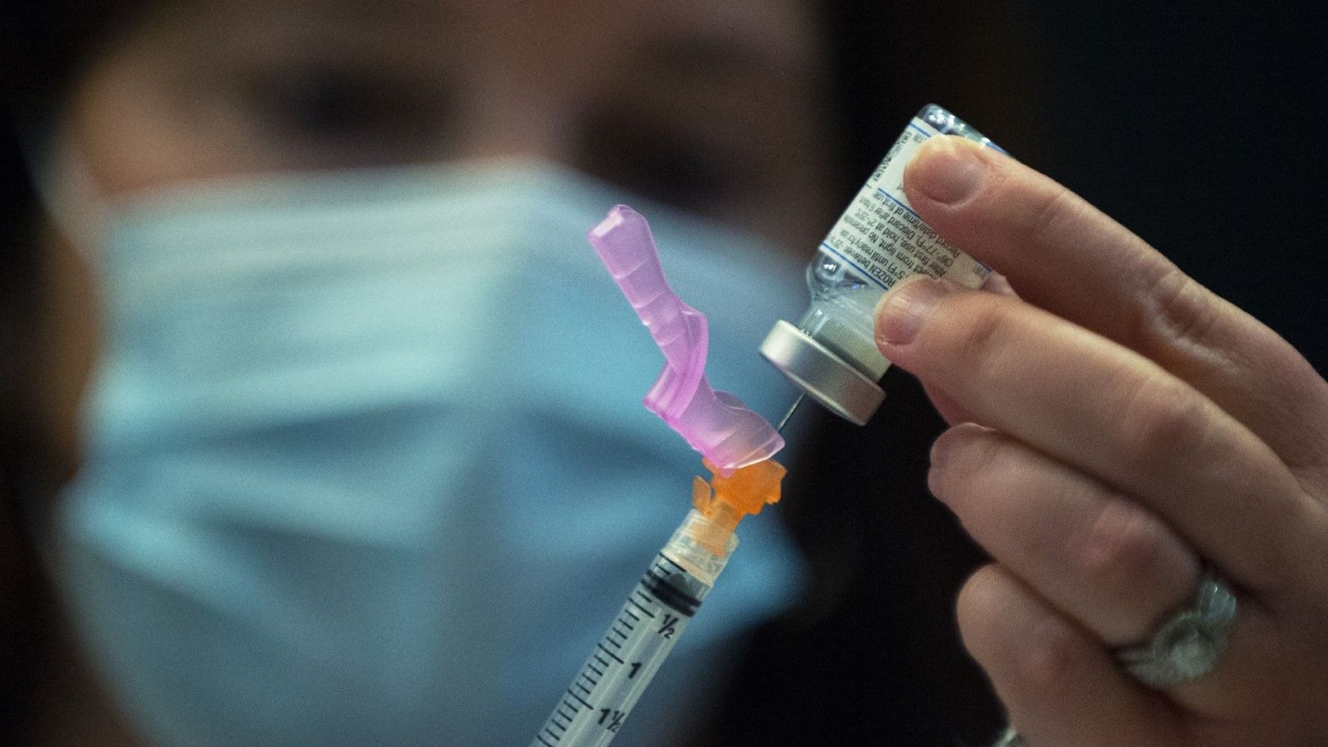 САЩ поставиха рекордните 4,6 милиона ваксини за ден