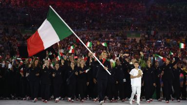 Италия може да се окаже без флаг и химн в Токио заради държавна намеса в спорта