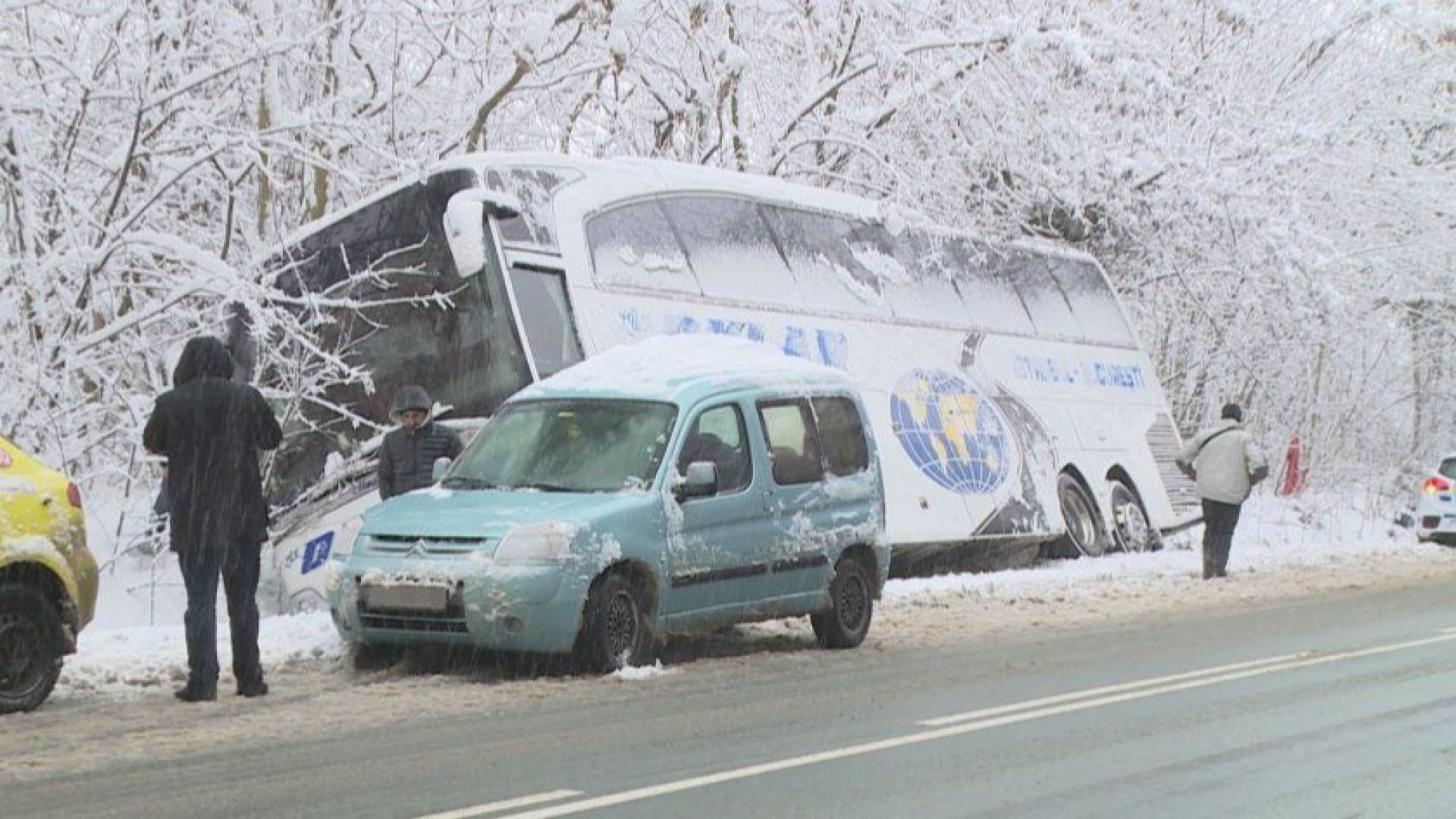 Автобус катастрофира на пътя Русе-Бяла
