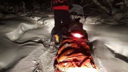 Спасиха турист с моторна шейна, загубил се в Осоговската планина