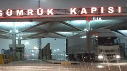 Заловиха 1,2 тона наркотици на "Капъкуле" в два тира, дошли от България