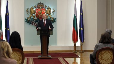 Ако Навални беше българин щеше да разследва шкафчето на Борисов