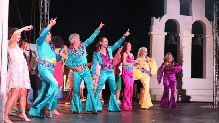 Подарете си "Mаmma mia" за Деня на влюбените