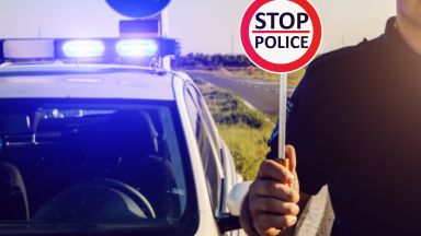 Служители на полицията в Кюстендил са установили водачите на БМВ