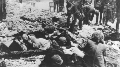 Двама полски историци са изправени пред съдебен процес за клевета