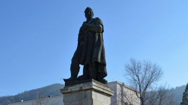 Преговорите за членство на Македония в ЕС да бъдат спрени