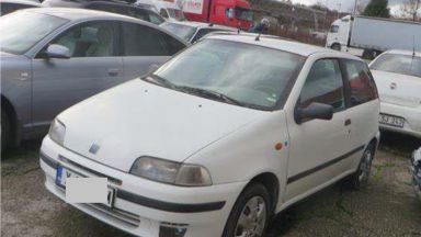 От там допълниха че други 11 автомобила са в процес