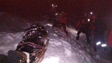 Трениран и опитен планинар е спасеният паднал в пропаст турист