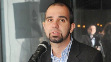 Освен това Слави Трифонов лидер на Има такъв народ има