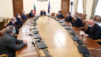 България се намира в начална фаза на плавен подем на