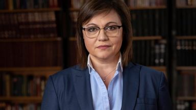 Лидерът на БСП Корнелия Нинова излезе с емоционален призив в