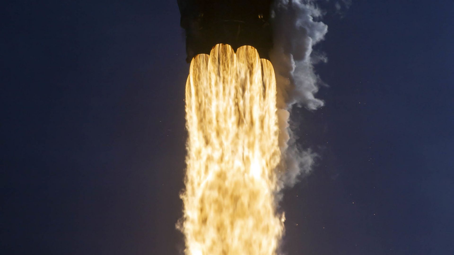 SpaceX с пореден успех в Космоса