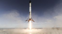 Китай разработва два типа ракети носители за многократна употреба