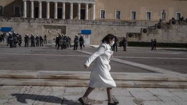 От днес районът на гръцката столица Атина и цялата област