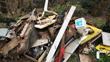 Над два тона отпадъци извадиха от поречието на река Ропотамо