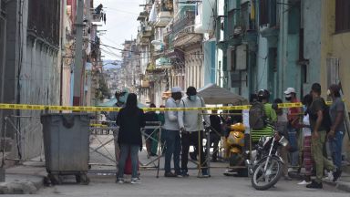 Две революционни реформи в Куба: Спасение или по-дълбоко затъване