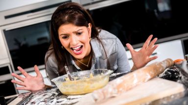Най-катастрофалните навици в кухнята, които ще възмутят всеки шеф-готвач