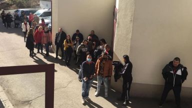 След отправен апел в социалните мрежи над 300 души дариха