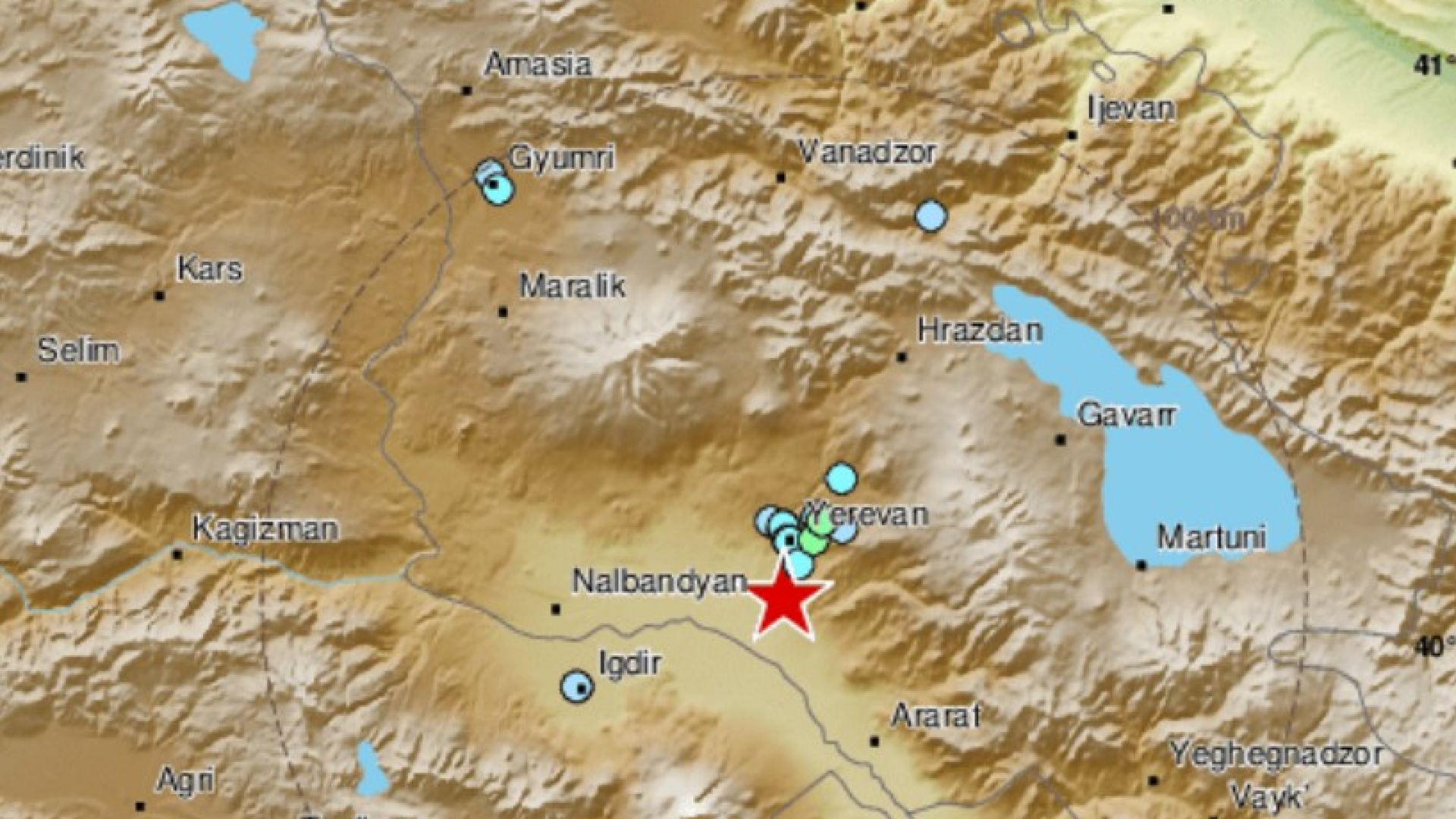 Земетресение от 4,7 по Рихтер разлюля Ереван (видео)