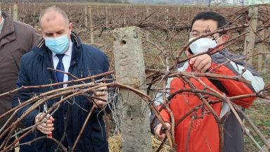 Два празника празнуваме днес Единият е един от най обичаните от