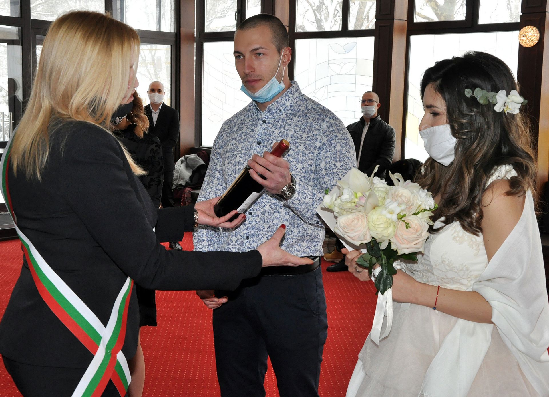 Сключването на брак на младото семейство Стефани Стилева и Даниел Тодоров.