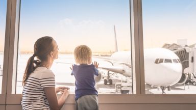 Има ли смисъл да пътувате с деца под 3 години?