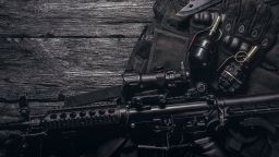 Оръжия вместо коли: Бум на военната индустрия в Чехия