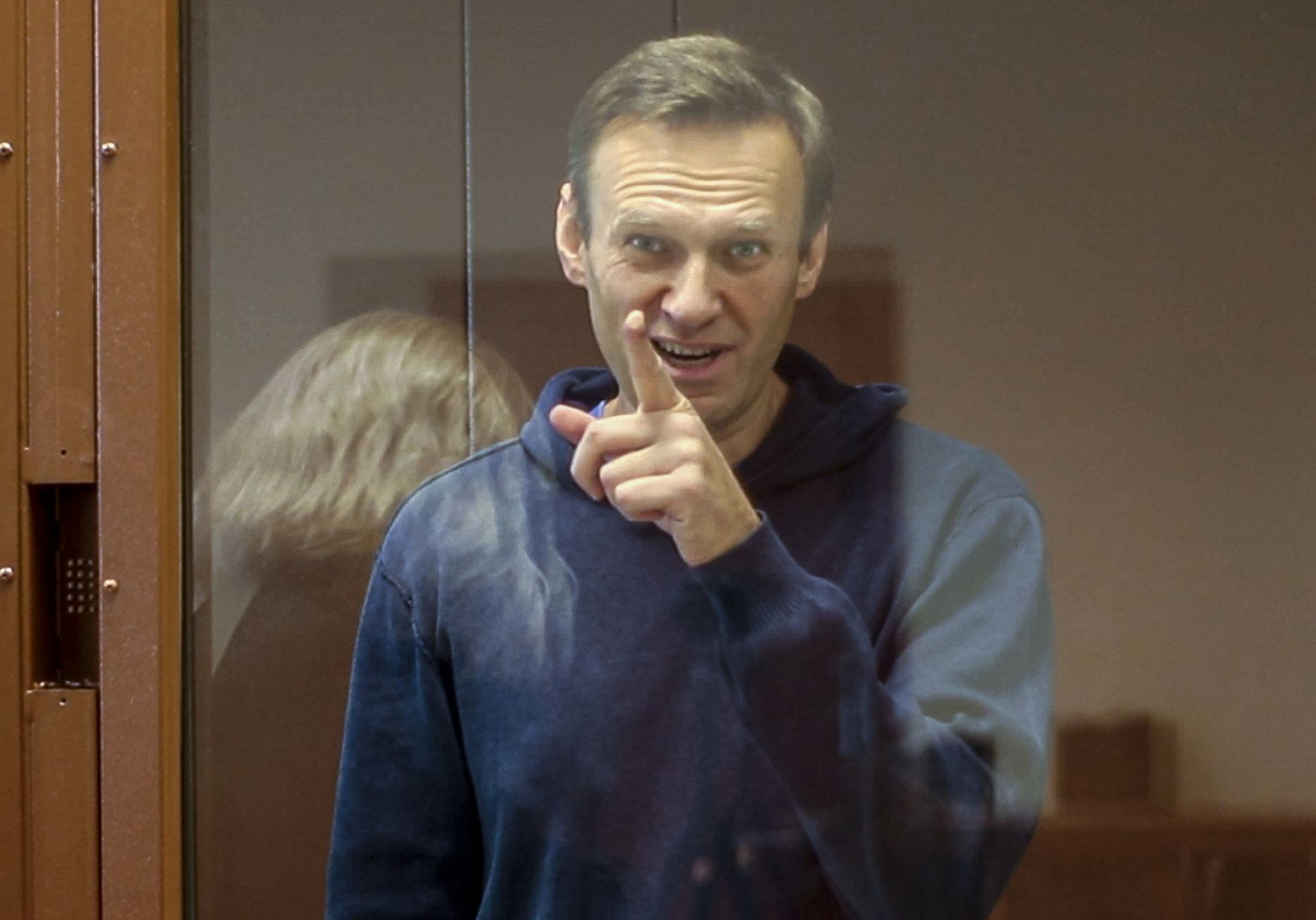Алексей Навални е в ареста и очаква последната решението на последната съдебна инстанция по делото, по което той наскоро получи ефективна присъда