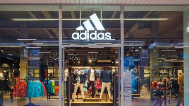 Adidas продава Reebok: как се стига до раздялата?