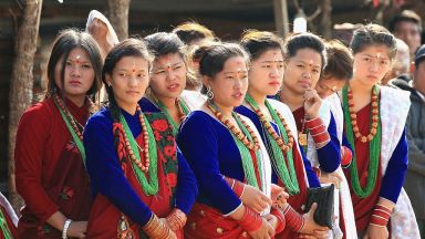 В Непал искат да забранят на жените да пътуват в чужбина
