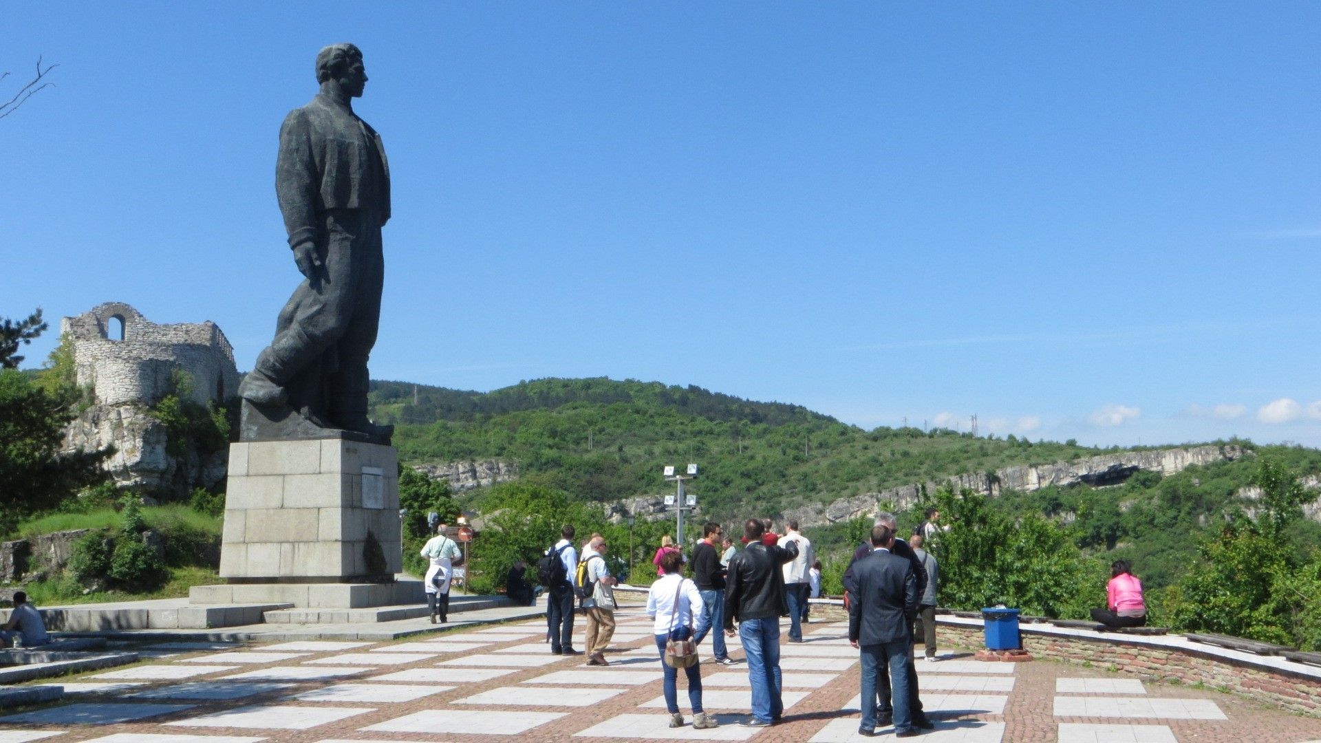 Паметникът на Левски в Ловеч