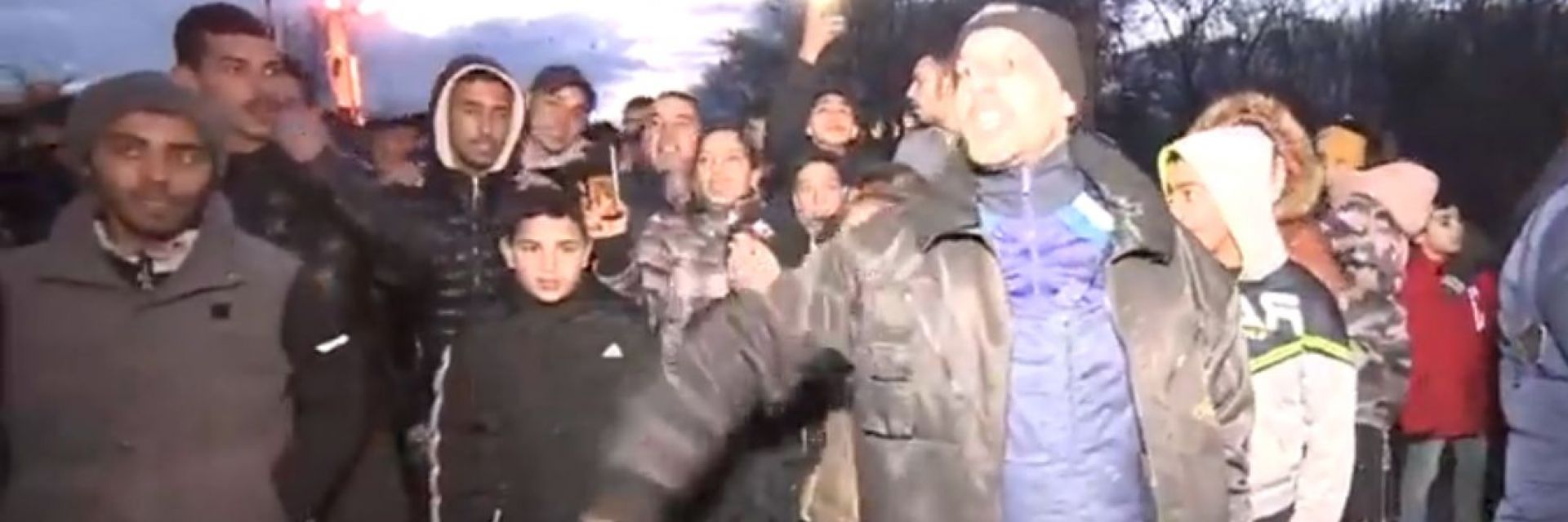 Напрежение във "Факултета" заради убитото от ток момче - спрян влак, искани оставки и инсулт 